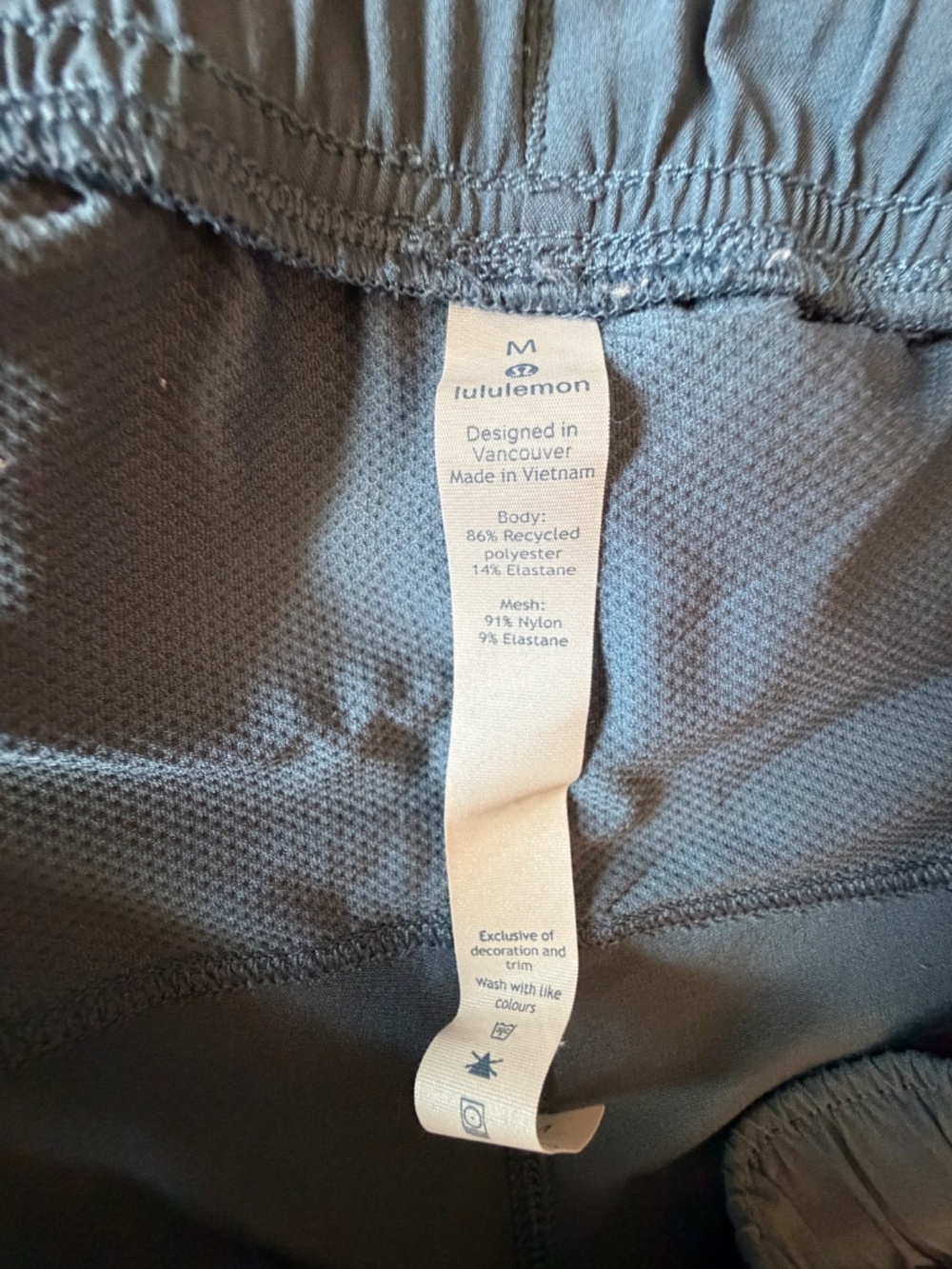 Men's Lululemon Surge Short (Medium) - Picture 3 of 4